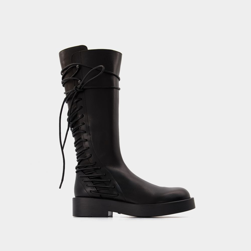 ANN DEMEULEMEESTER STIEFEL MICK AUS SCHWARZEM LEDER