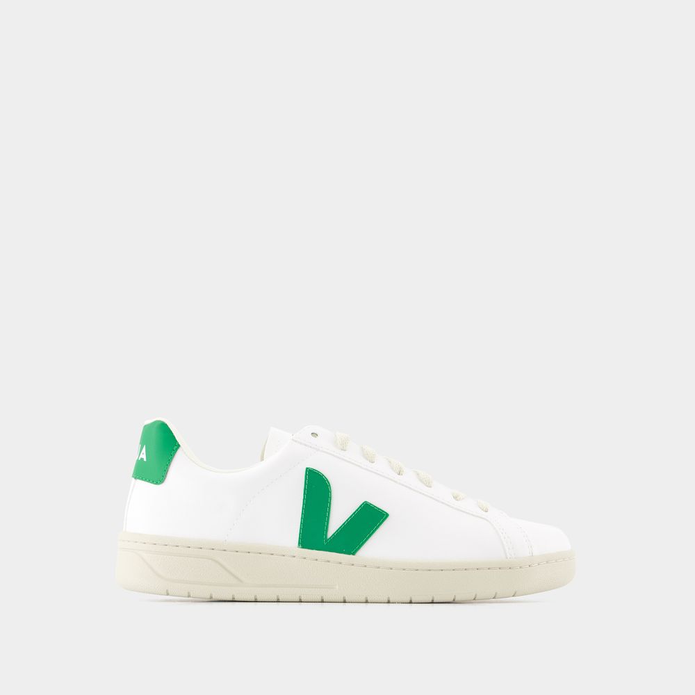 Shop Veja Sneakers Urca -  - Cuir Synthétique - Blanc Emeraude In White