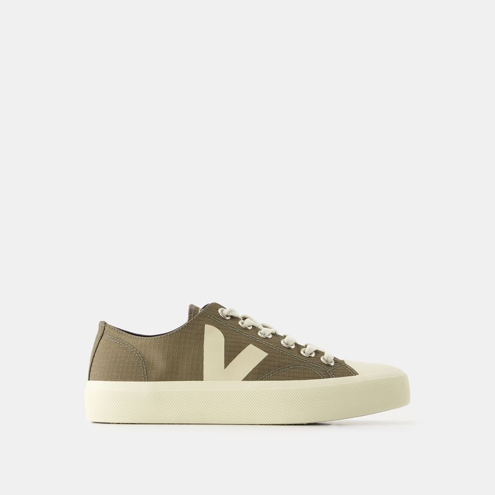 Veja Khaki Wata Ii Sneakers In Khaki