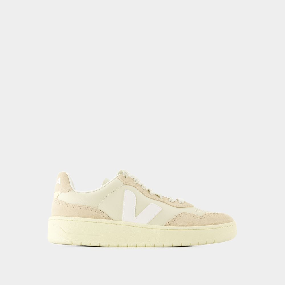 Veja Sneakers V-90 -  - Leder - Beige