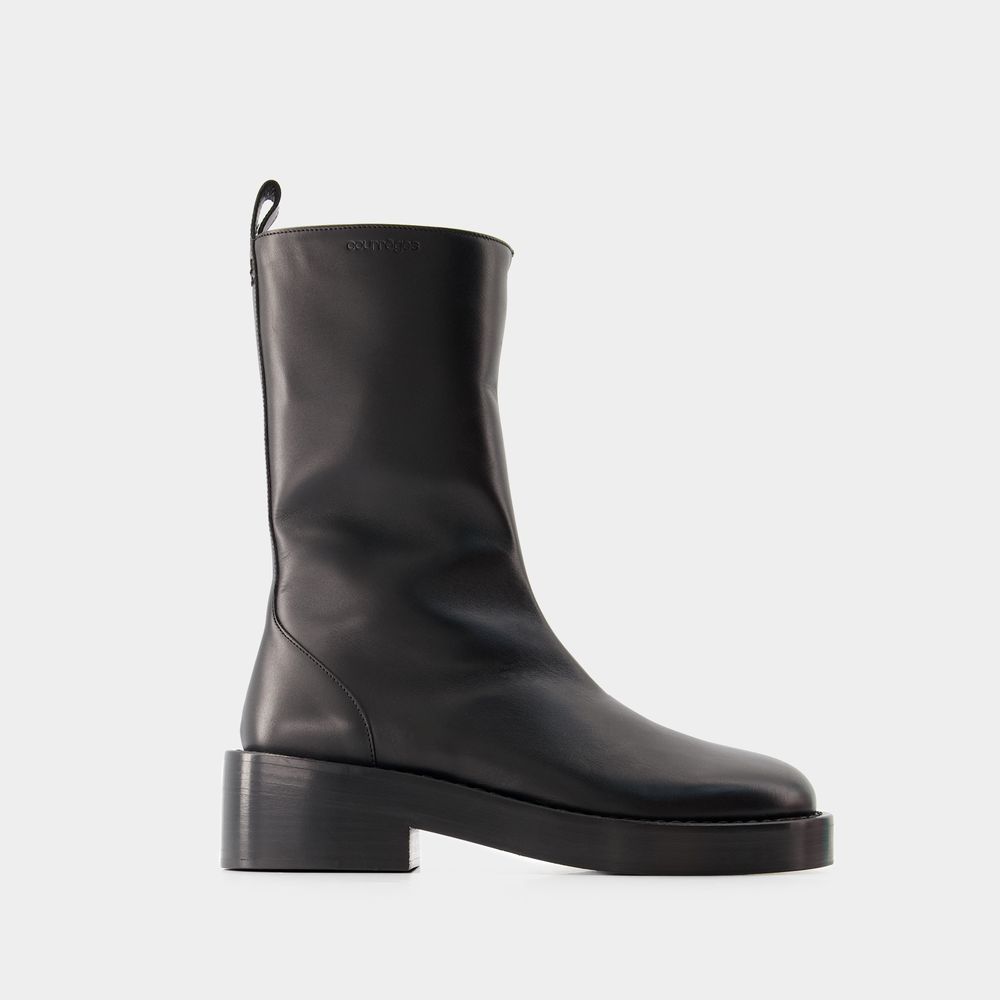 Shop Courrèges Zipped Ankle Boots - Courreges - Leder - Schwarz In Black
