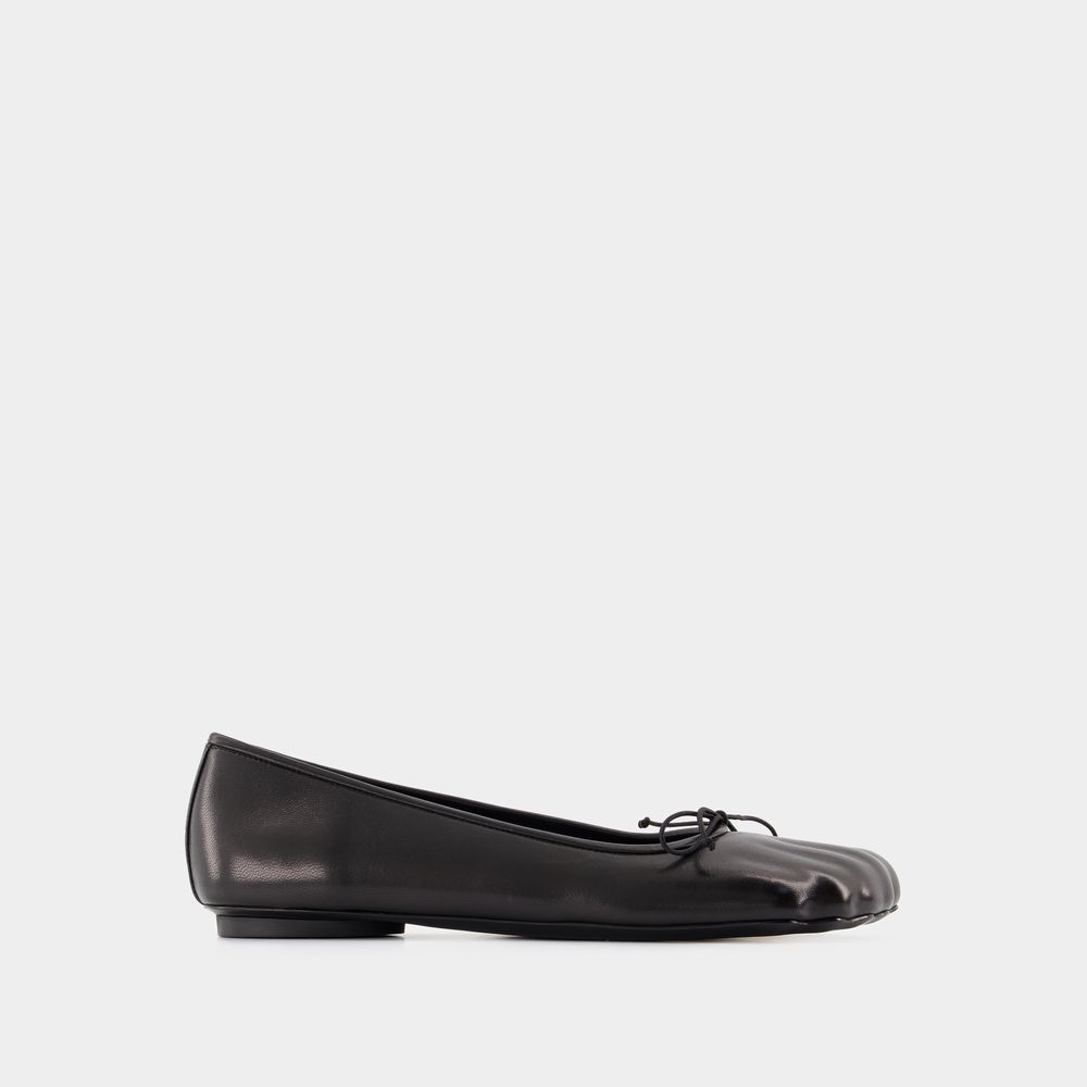 Shop Balenciaga Ballerines Anatomic -  - Cuir - Noir In Black