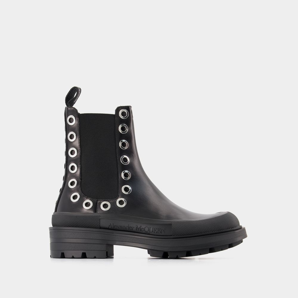 Alexander Mcqueen Tread Slick Ankle Boots -  - Black/white - Leather