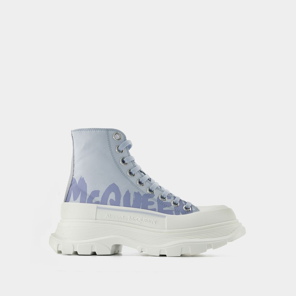 Shop Alexander Mcqueen Tread Slick Sneakers - - Black/white - Leather In Multicoloured