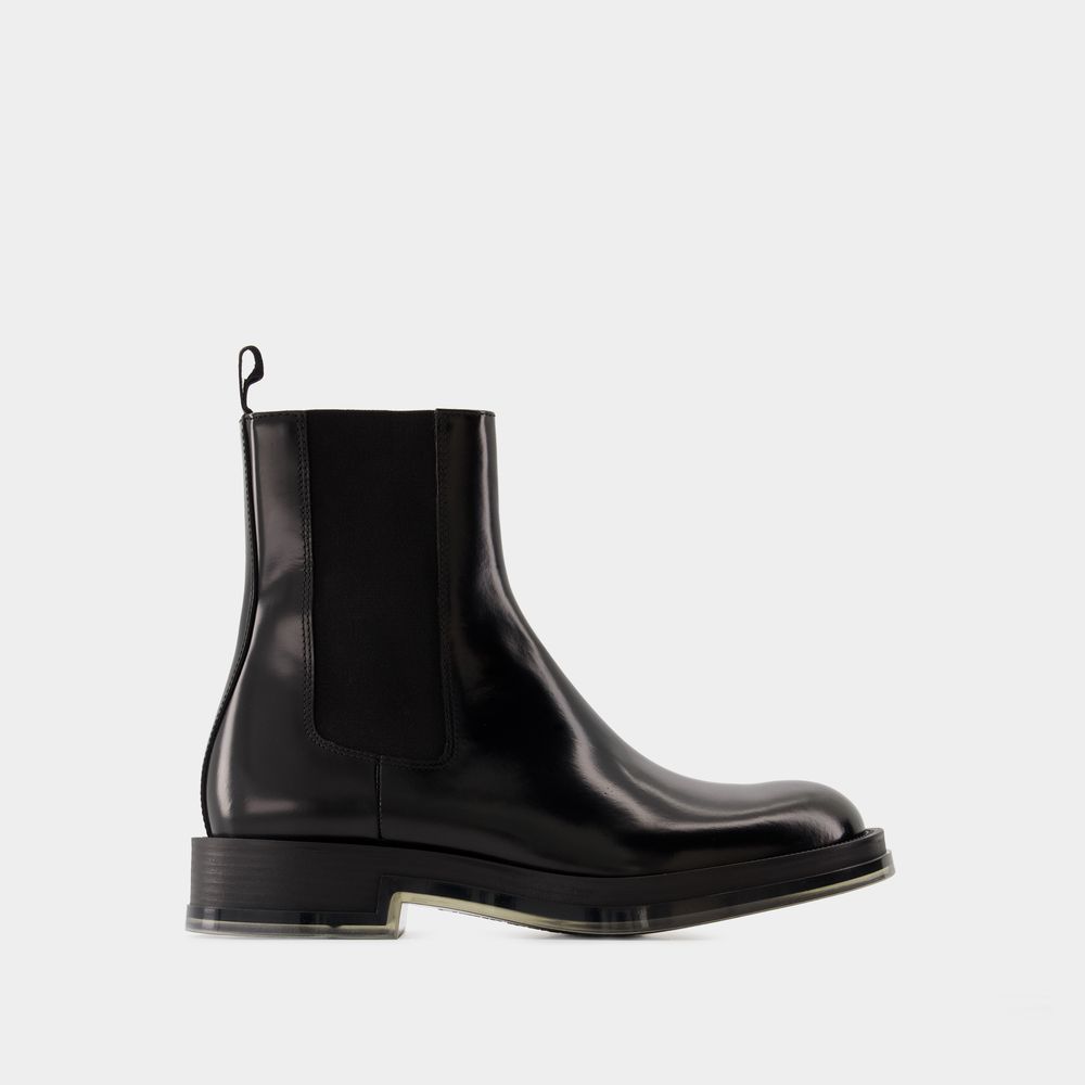 Alexander Mcqueen Black Leather Float Ankle Boots In Black