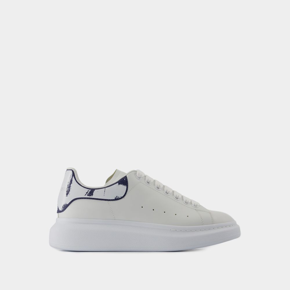 Shop Alexander Mcqueen Sneakers Oversized -  - Cuir - Blanc In White