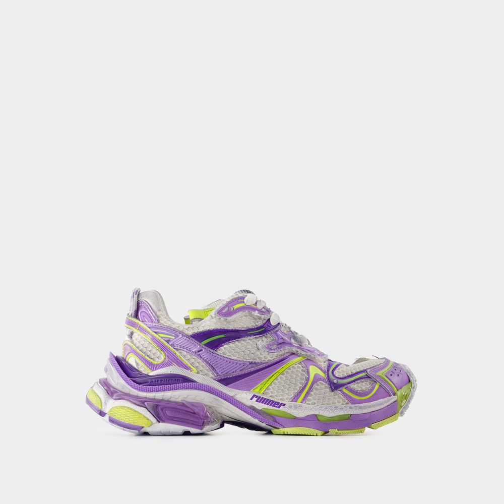 Shop Balenciaga Sneakers Runner 2 -  - Synthétique - Beige