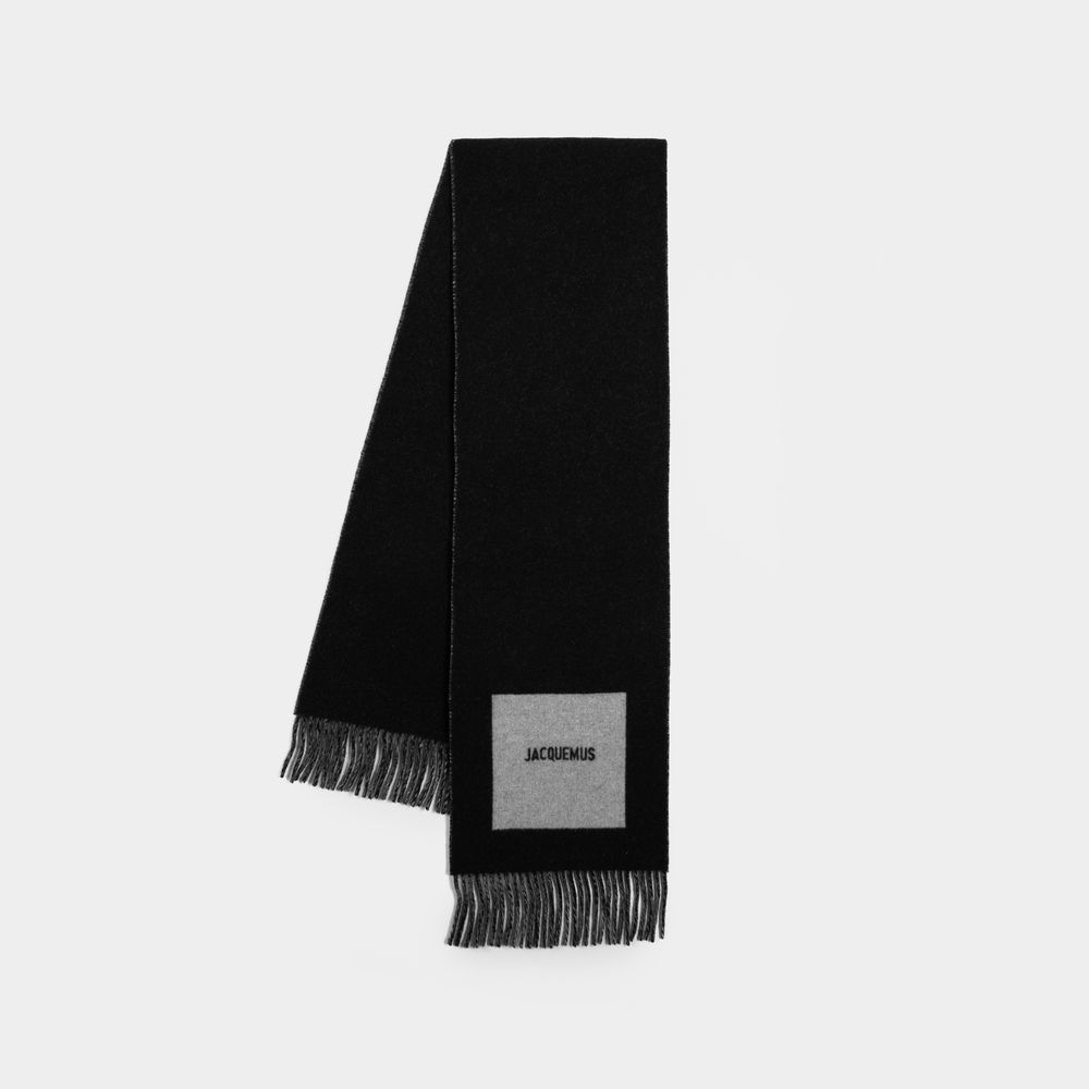 Jacquemus Lecharpe Rond Carre Scarf In Black