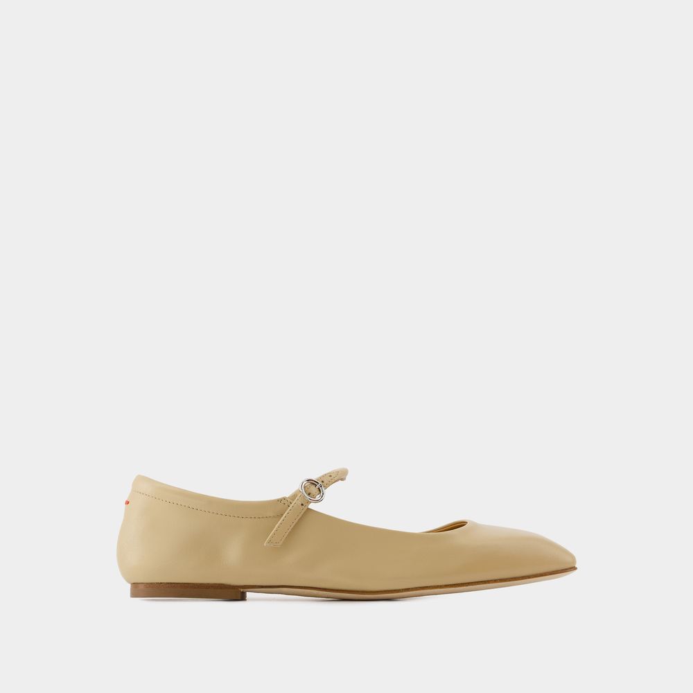 Shop Aeyde Ballerines Uma -  - Cuir - Latte In Beige