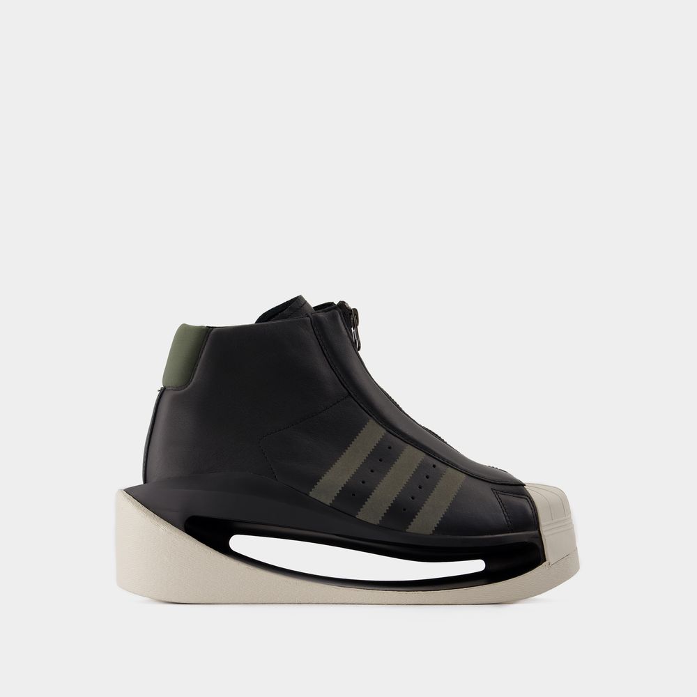Y-3 Black Gendo Pro Model Sneakers In Black