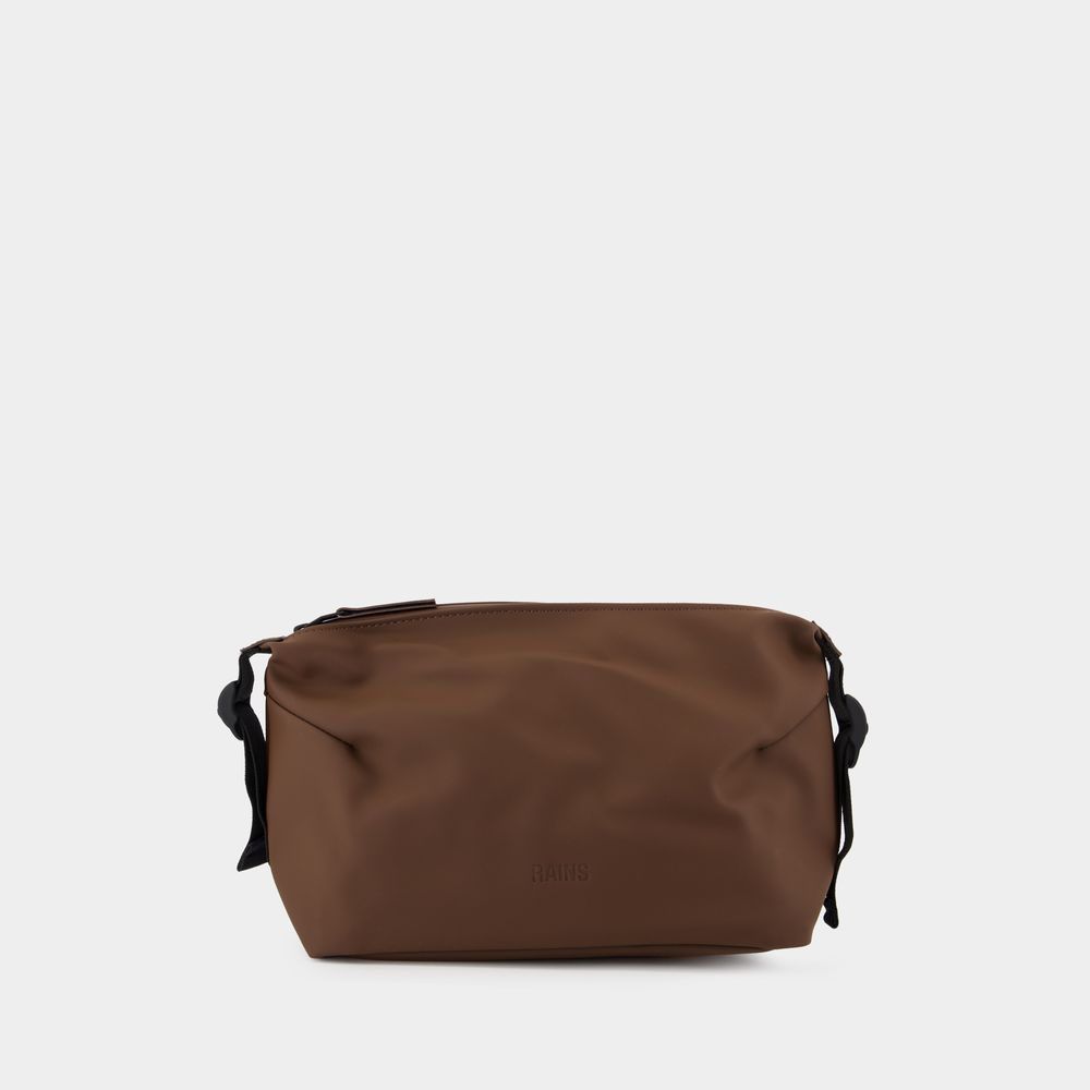 Shop Rains Hilo W3 Wash Bag -  - Synthetic - Frame In Brown