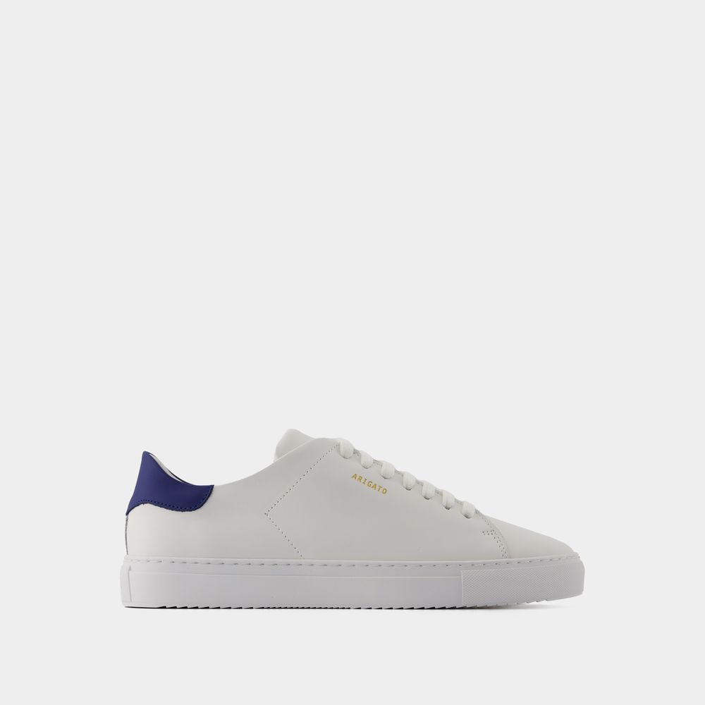 Shop Axel Arigato Sneakers Clean 90 -  - Cuir - Blanc/navy In White