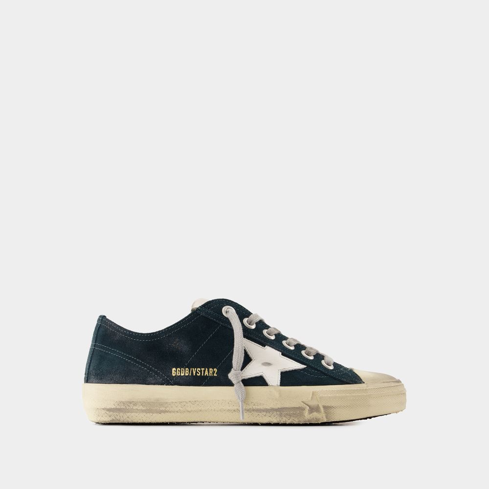 Shop Golden Goose Sneakers V-star 2 -  Deluxe Brand - Cuir - Vert In Green