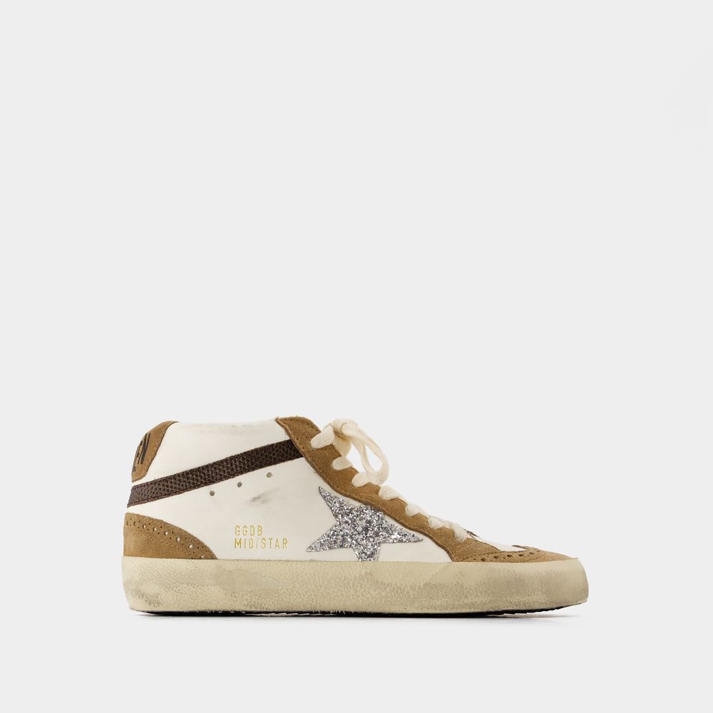 Shop Golden Goose Sneakers Mid Star -  Deluxe Brand - Cuir - Blanc In White