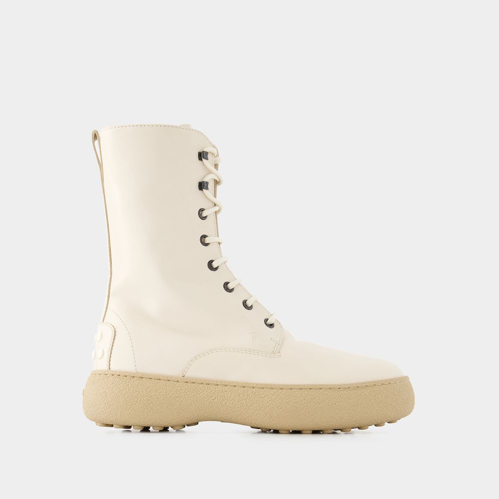 Shop Tod's Winter Gommini Boots -  - Leather - White